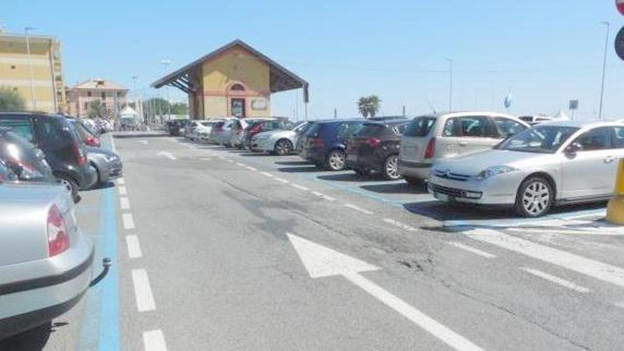 Parcheggi di Piazzale Marinetti Parcheggi di Piazzale Marinetti